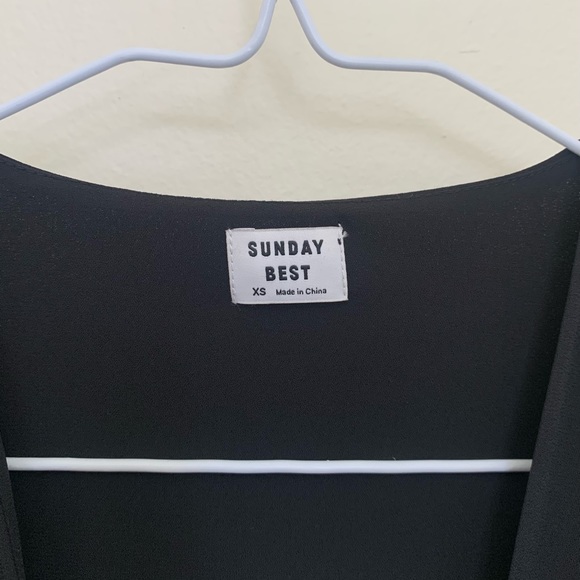 Sunday Best Kimberly Top size XS (Black) - Picture 2 of 4